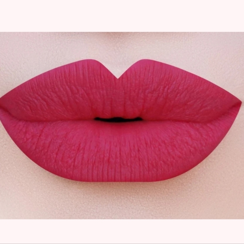 Beauty Creations Matte Sugar Bomb  Lipstick LS02